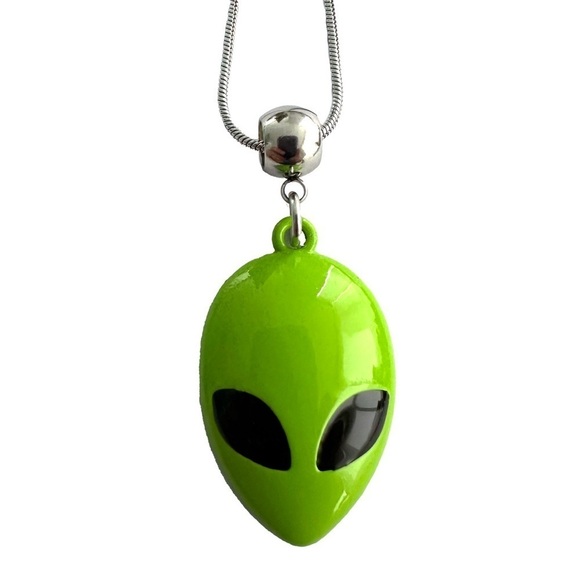 Alien Head Necklace - Picture 2 of 6